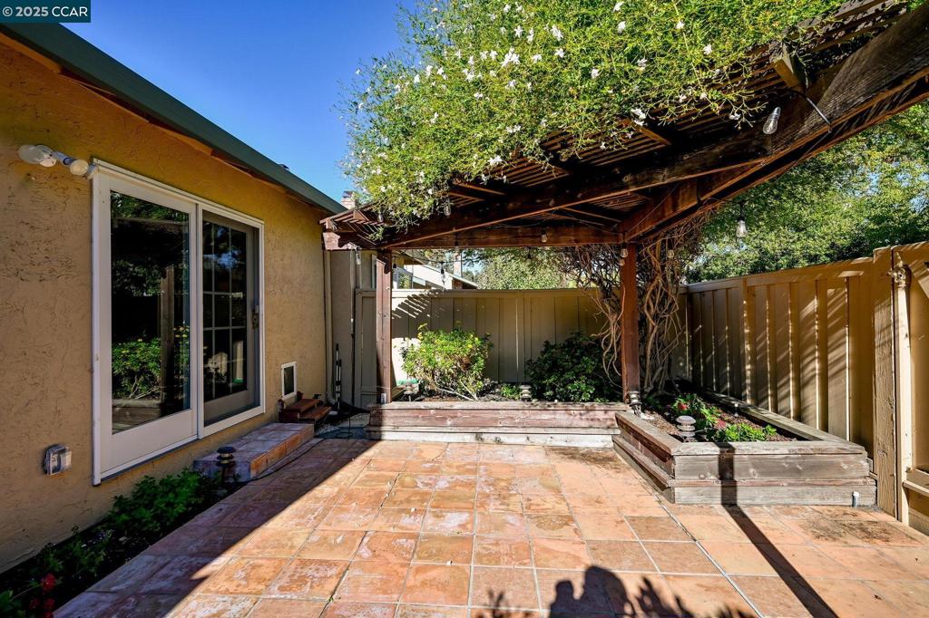 BANCROFT VILLAGE - Residential