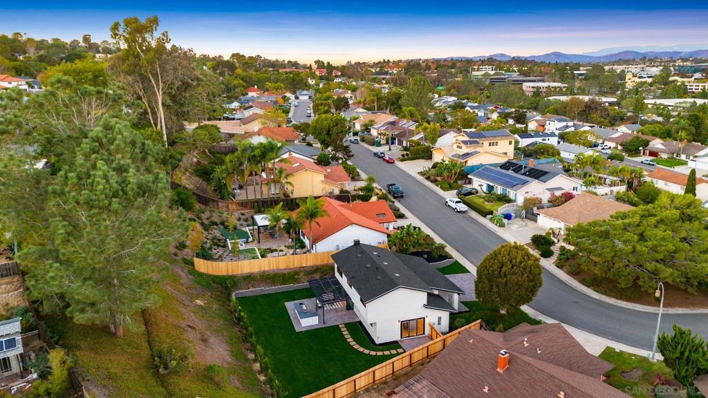 Del Mar - Residential