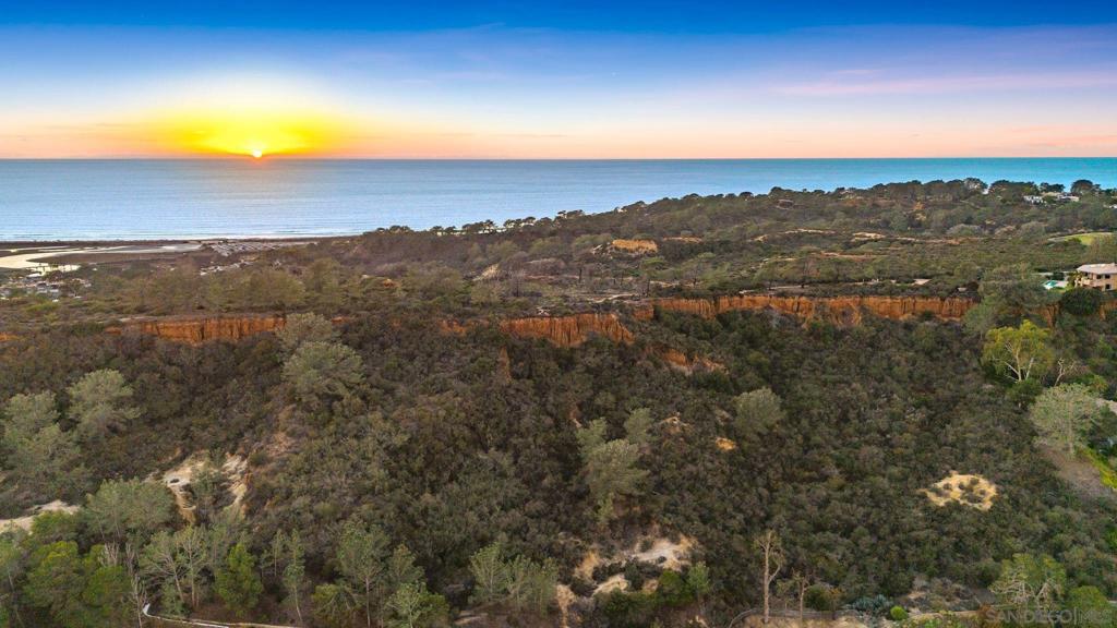 Del Mar - Residential