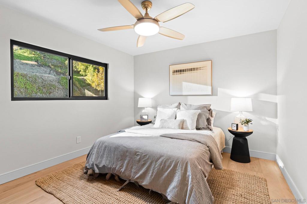 Del Mar - Residential