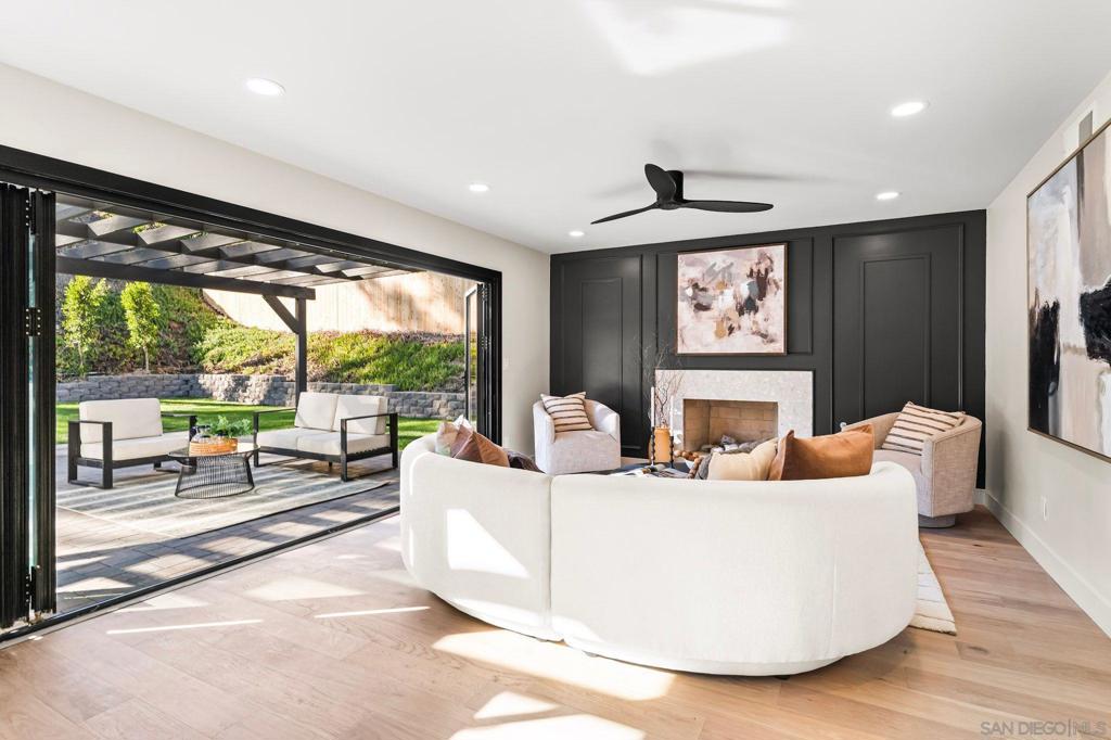 Del Mar - Residential