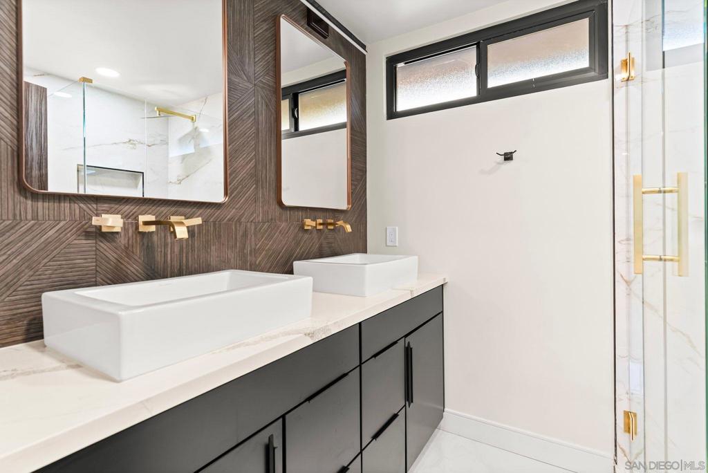 Del Mar - Residential