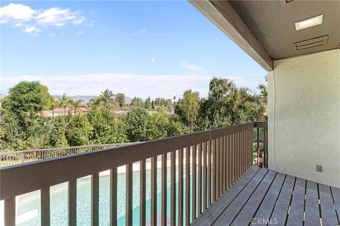 Tiny photo for 543 E Mariposa Dr, Redlands, CA 92373 (MLS # OC26049499)