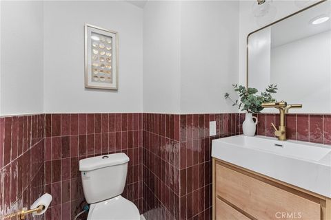 Tiny photo for 543 E Mariposa Dr, Redlands, CA 92373 (MLS # OC26049499)