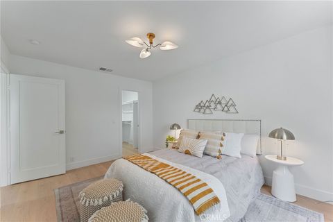 Tiny photo for 543 E Mariposa Dr, Redlands, CA 92373 (MLS # OC26049499)