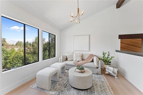 Tiny photo for 543 E Mariposa Dr, Redlands, CA 92373 (MLS # OC26049499)