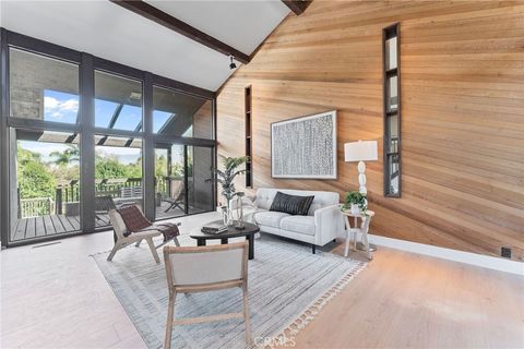 Tiny photo for 543 E Mariposa Dr, Redlands, CA 92373 (MLS # OC26049499)