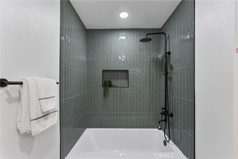 Tiny photo for 543 E Mariposa Dr, Redlands, CA 92373 (MLS # OC26049499)