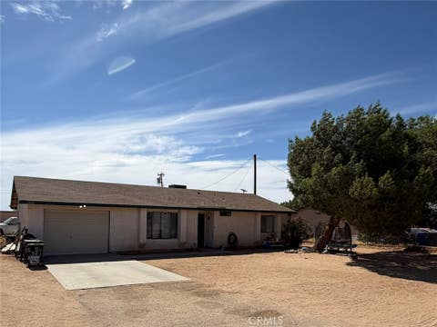 Photo of 10612 Cochiti Road, Apple Valley, CA 92308 (MLS # IG26148543)