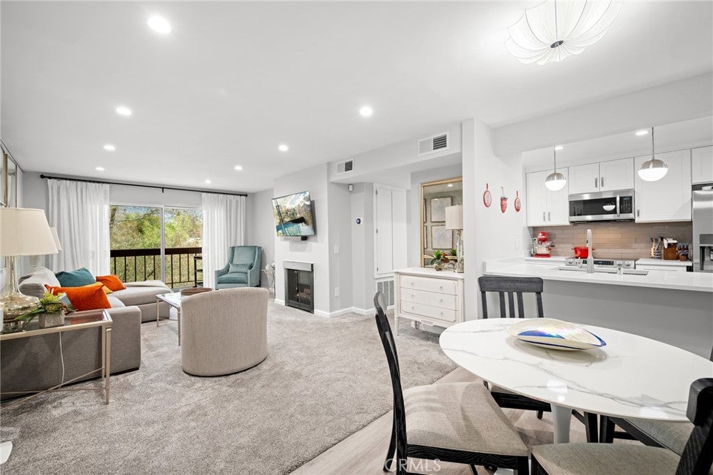 3481 Stancrest Drive 206