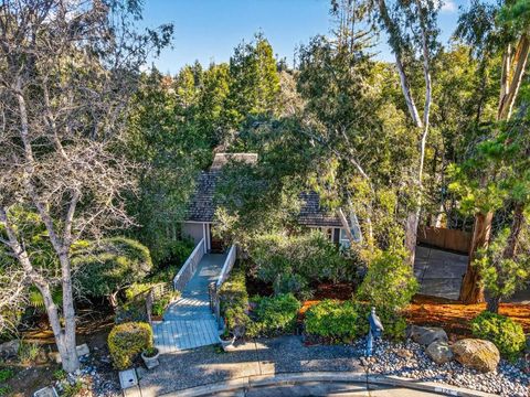 Photo of 128 Capistrano Place, Los Gatos, CA 95032 (MLS # ML82025818)