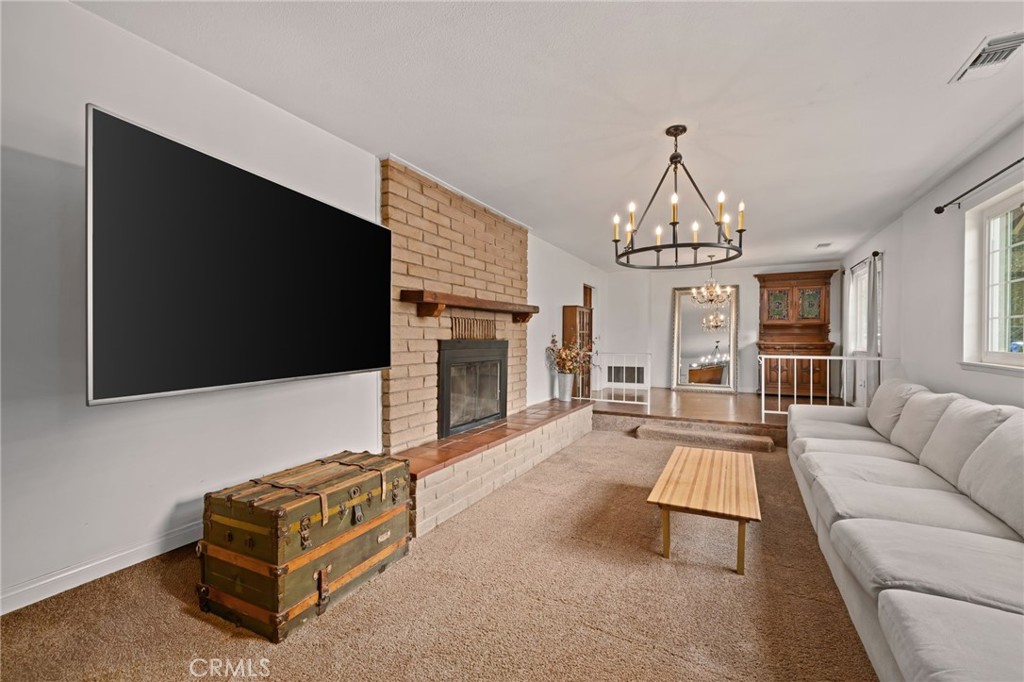 39804 Pine Bench