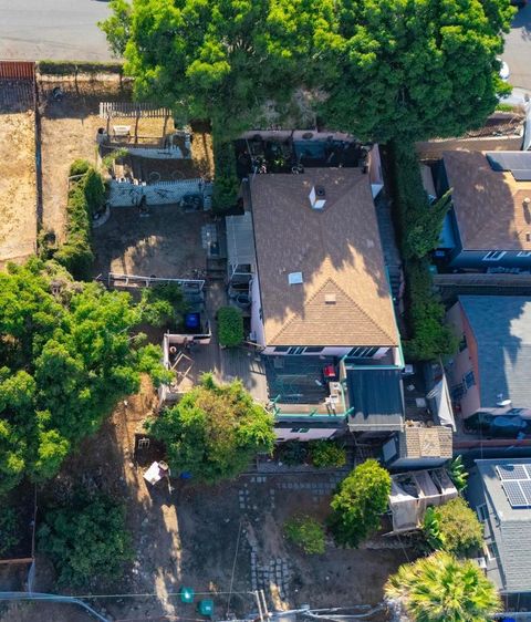 3916 & 3920 C st. San Diego CA 92102