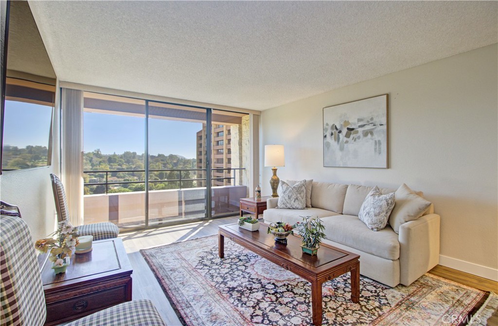 24055 Paseo Del Lago 908