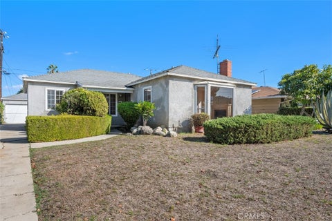 Photo of 5627 Bowcroft Street, Los Angeles, CA 90016 (MLS # AR26233223)