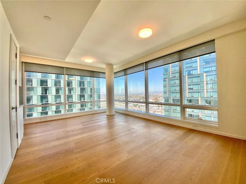 Photo of 877 Francisco Street #1828, Los Angeles, CA 90017 (MLS # TR26183993)