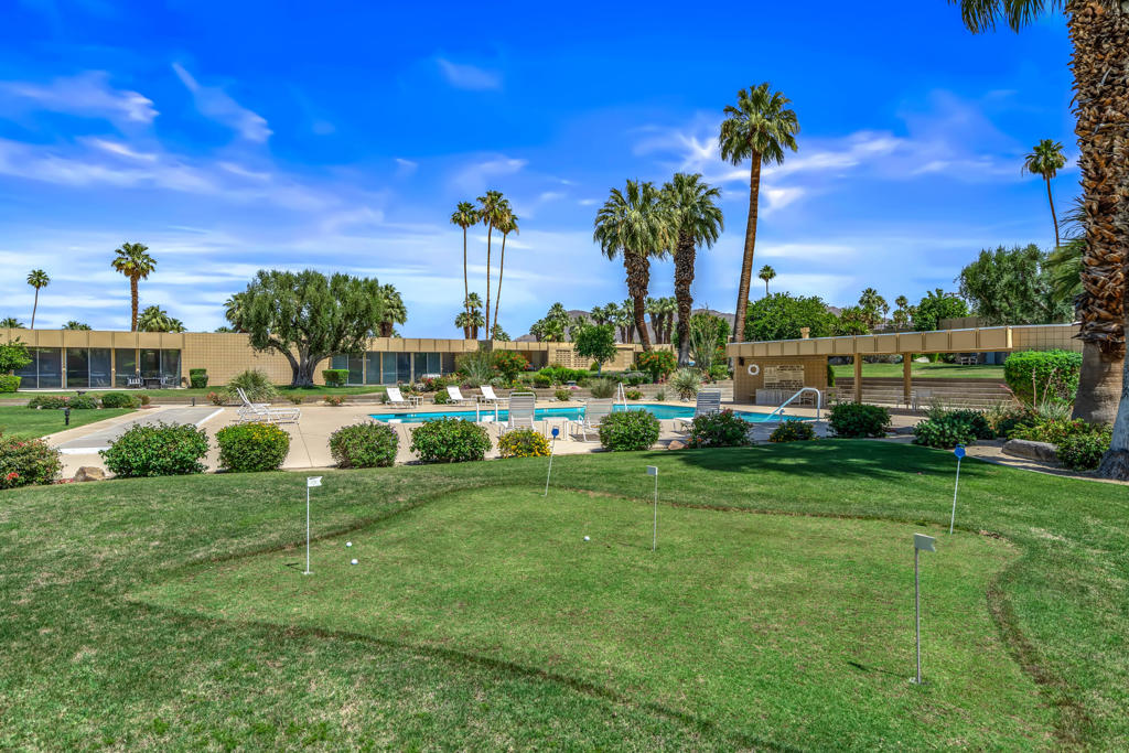 Sandpiper Palm Deser - Residential