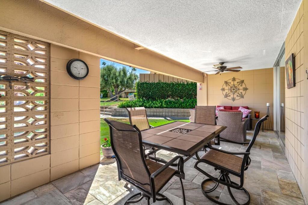 Sandpiper Palm Deser - Residential