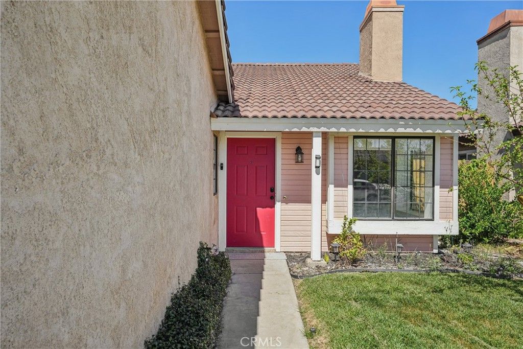 Photo of 29674 Saint Andrews Court, Murrieta, CA 92563 (MLS # SW26055455)
