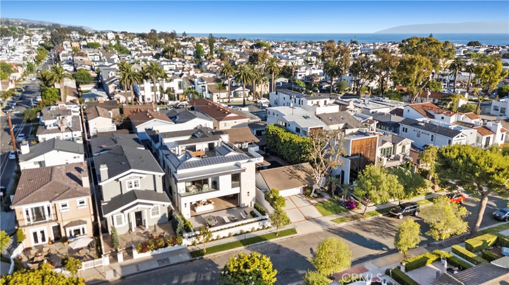 516 1/2 Larkspur (Rear Home) Avenue