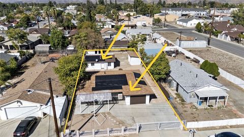 Photo of 255 W 6th St, San Jacinto, CA 92583 (MLS # PW25247539) Photo of 255 W 6th St, San Jacinto, CA 92583 (MLS # PW25247539)