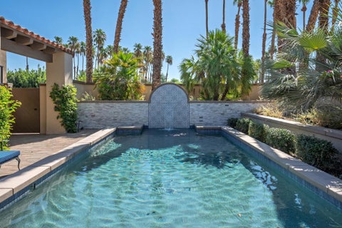 Tiny photo for 55435 Oak Hill, La Quinta, CA 92253 (MLS # 219152510DA)