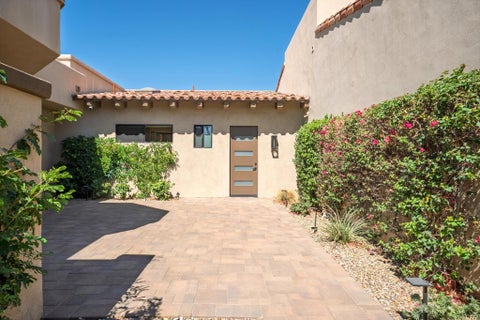 Tiny photo for 55435 Oak Hill, La Quinta, CA 92253 (MLS # 219152510DA)