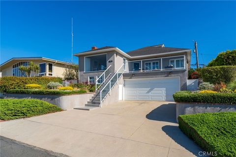 Tiny photo for 426 Via La Selva, Redondo Beach, CA 90277 (MLS # PV25153764)