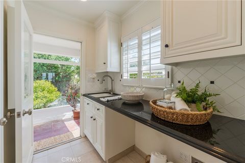 Tiny photo for 426 Via La Selva, Redondo Beach, CA 90277 (MLS # PV25153764)