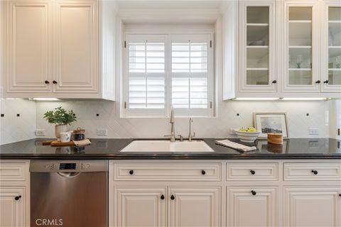 Tiny photo for 426 Via La Selva, Redondo Beach, CA 90277 (MLS # PV25153764)