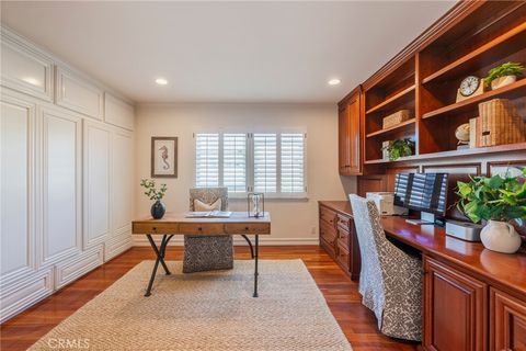 Tiny photo for 426 Via La Selva, Redondo Beach, CA 90277 (MLS # PV25153764)