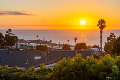 Tiny photo for 426 Via La Selva, Redondo Beach, CA 90277 (MLS # PV25153764)