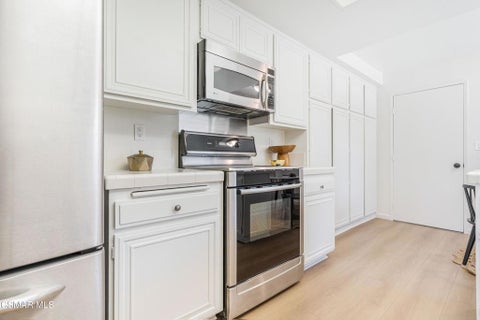 Tiny photo for 44113 Village 44 Vlg, Camarillo, CA 93012 (MLS # 226003273)