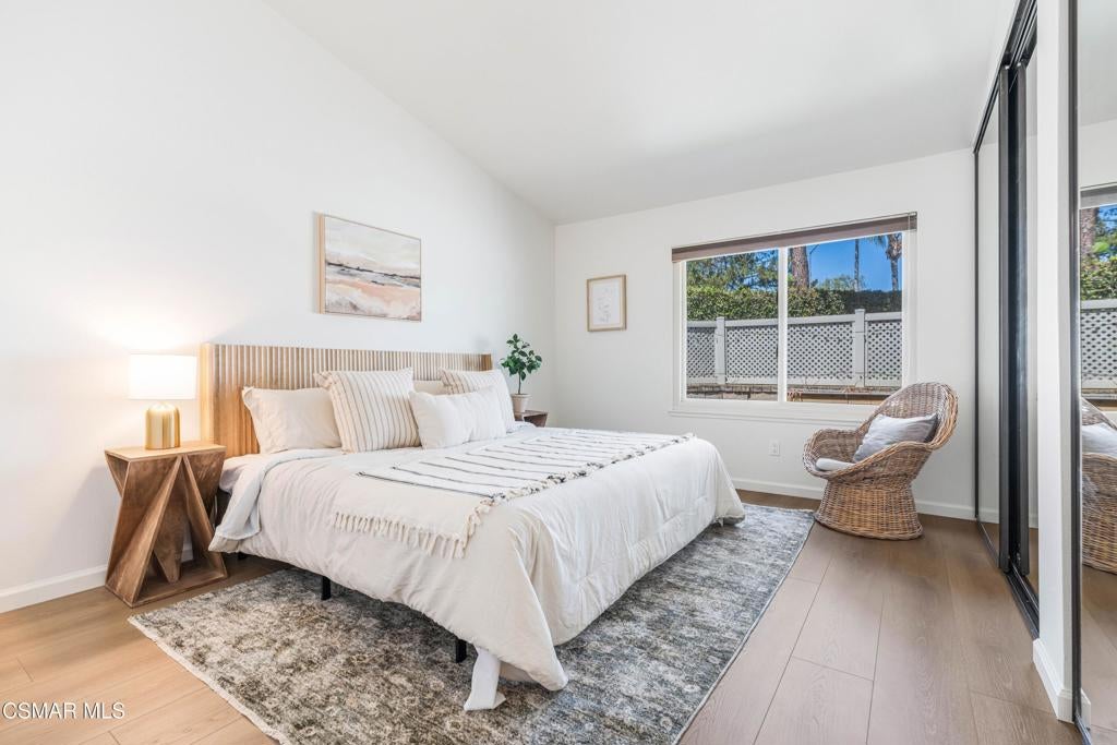 44113 Village 44