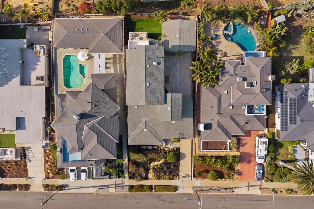4328 Piedmont Dr