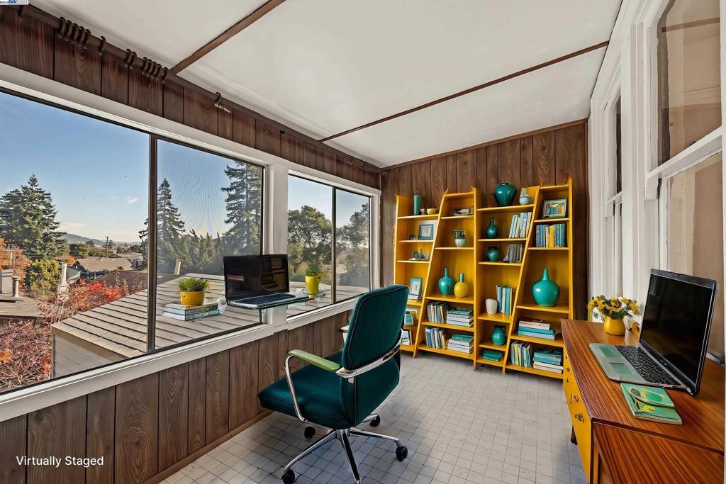 GLENVIEW - Residential