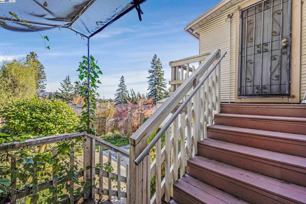 GLENVIEW - Residential