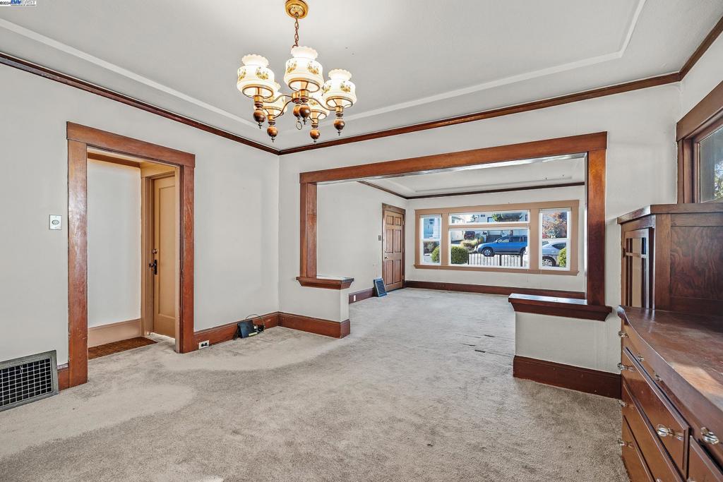 GLENVIEW - Residential