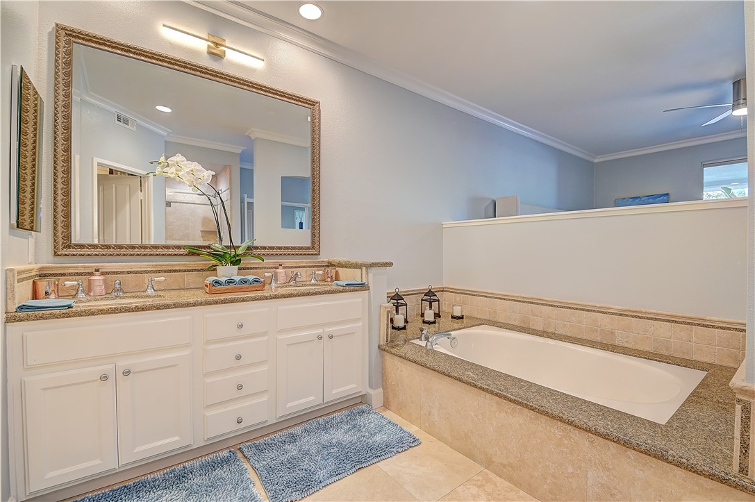 Encantamar Condos (ENC) - Residential