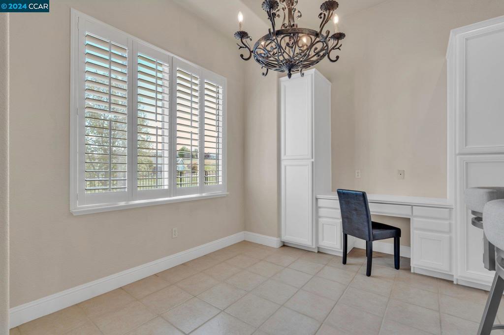 SUMMERSET 2 - Residential