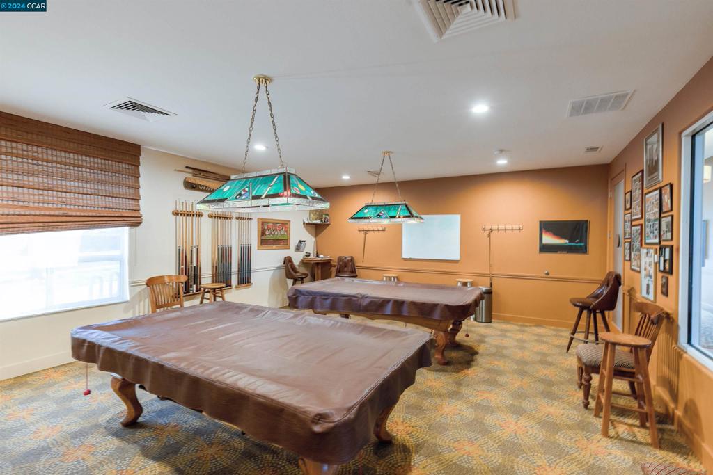 SUMMERSET 2 - Residential