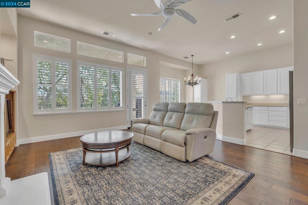 SUMMERSET 2 - Residential