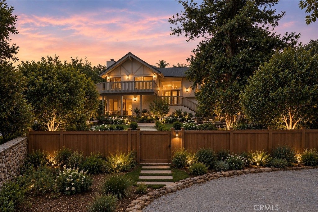 275 Fairview Road