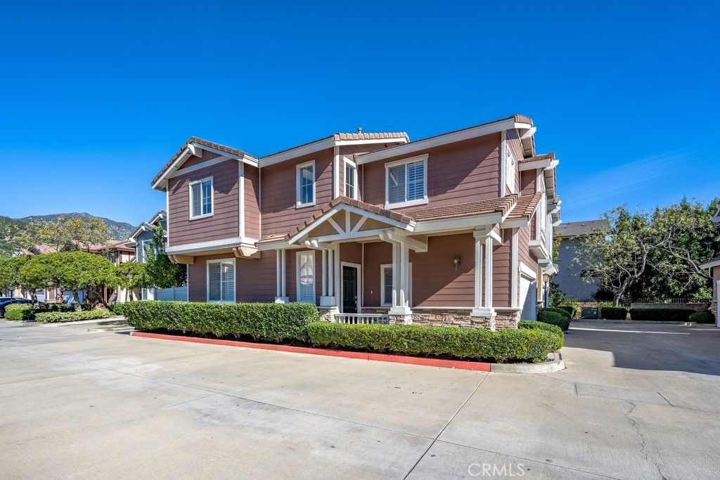 Photo of 108 Peppertree Ln, Monrovia, CA 91016 (MLS # GD26017852)