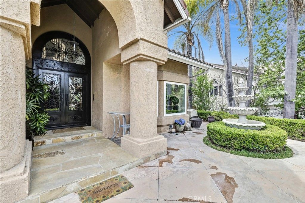 Photo of 25432 Nottingham Court, Laguna Hills, CA 92653 (MLS # OC26071753)