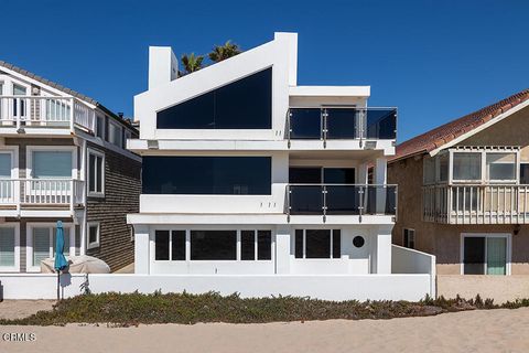 Tiny photo for 3405 Ocean Drive, Oxnard, CA 93035 (MLS # V1-32567)