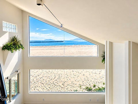 Tiny photo for 3405 Ocean Drive, Oxnard, CA 93035 (MLS # V1-32567)