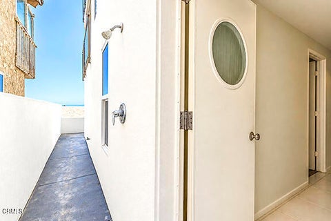 Tiny photo for 3405 Ocean Drive, Oxnard, CA 93035 (MLS # V1-32567)
