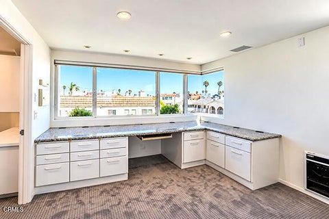 Tiny photo for 3405 Ocean Drive, Oxnard, CA 93035 (MLS # V1-32567)