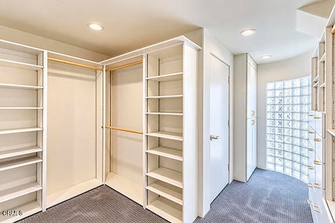 Tiny photo for 3405 Ocean Drive, Oxnard, CA 93035 (MLS # V1-32567)